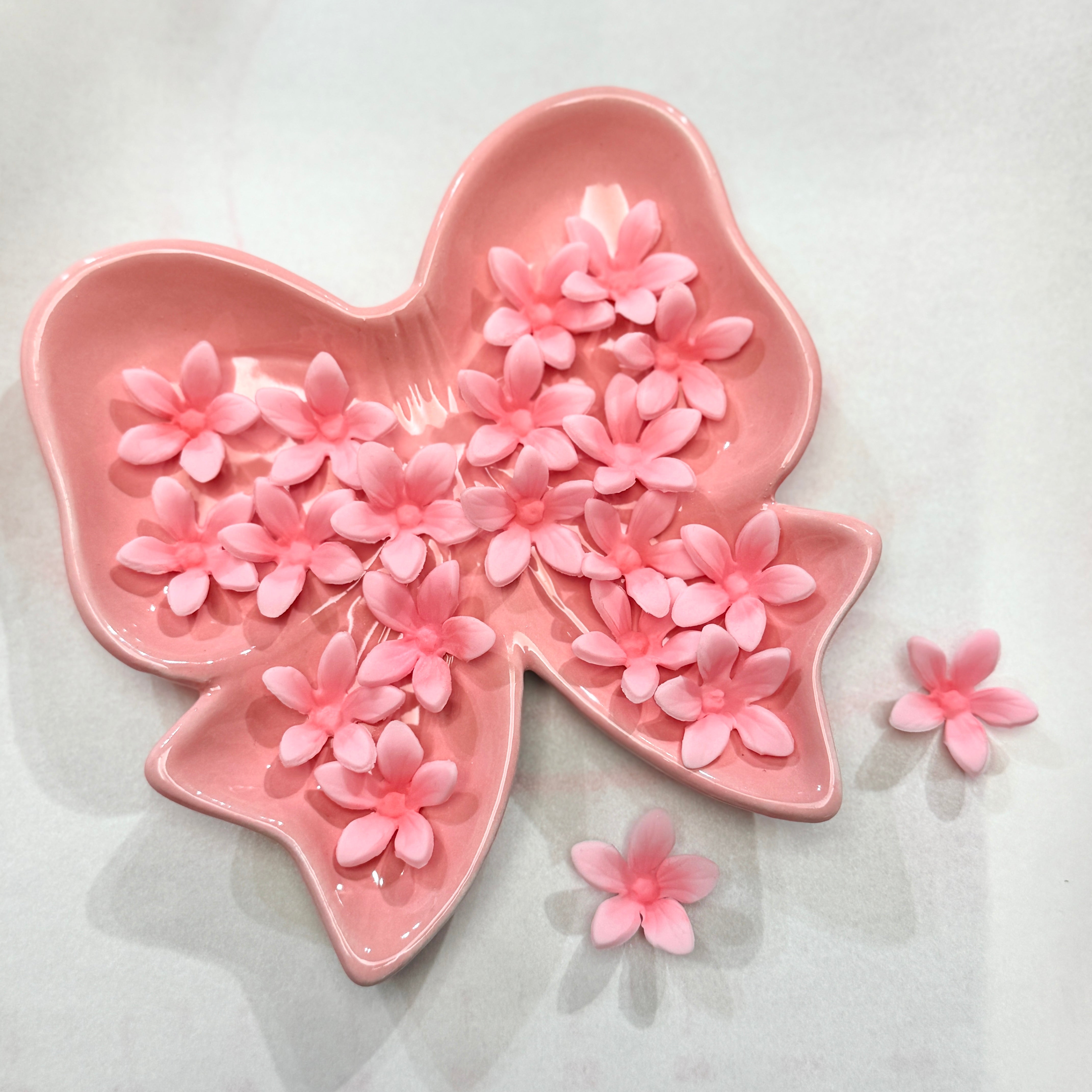 Rose Candies, 16 Pieces