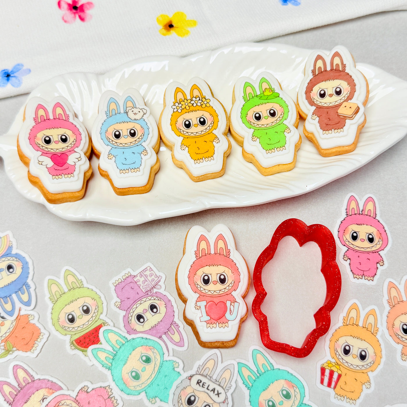 Edible wafer paper designs set Baby Shark 31 pcs.