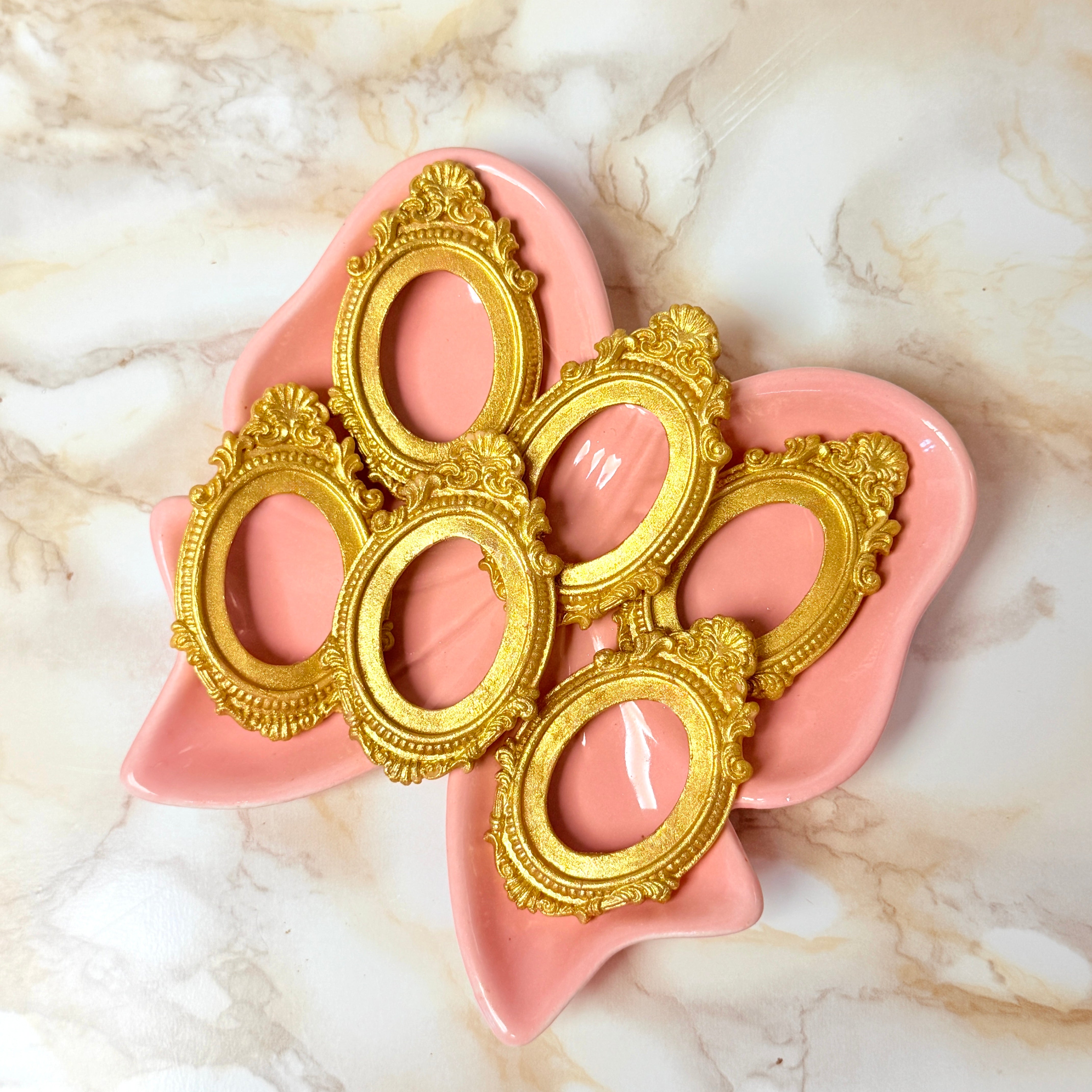 Rose Candies, 16 Pieces