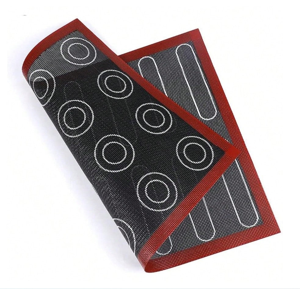 Non-stick Silicone Surface for Baking and Rolling Fondant