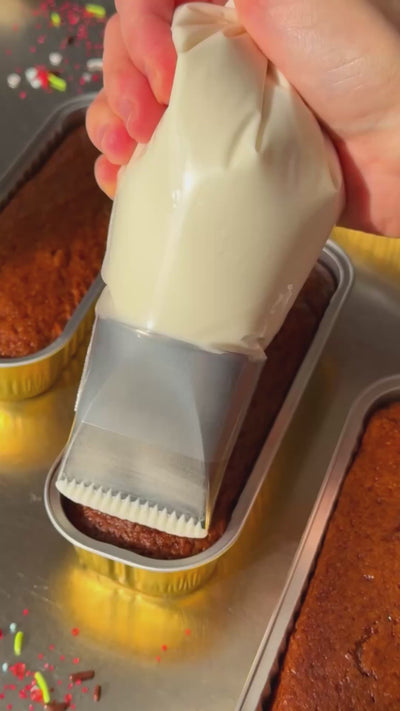 Small Gold Cupcake Cups, 20 pcs.